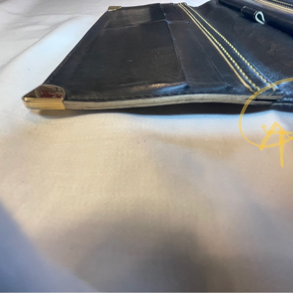 Louis Vuitton Suhali Porte-Trésor International Wallet - Picture 11 of 15
